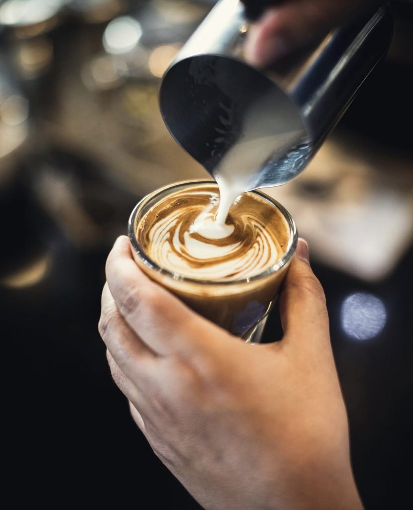 barista making gibraltar