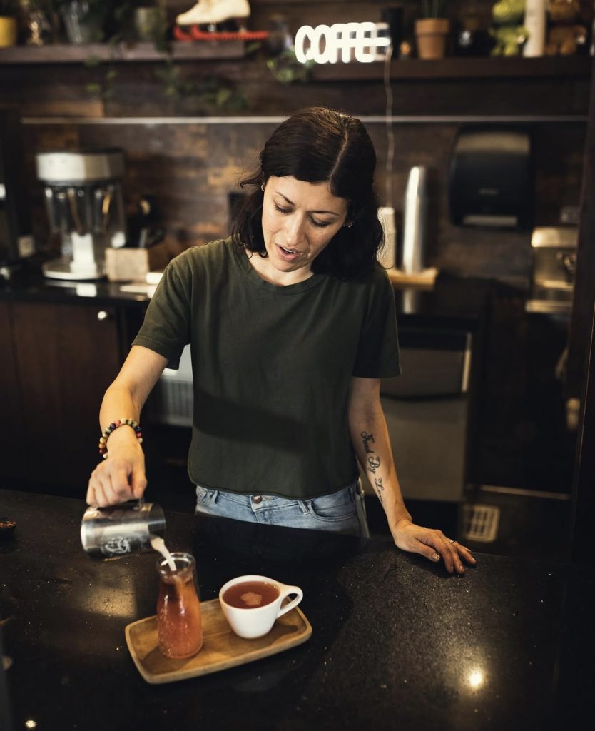 employee making drinks